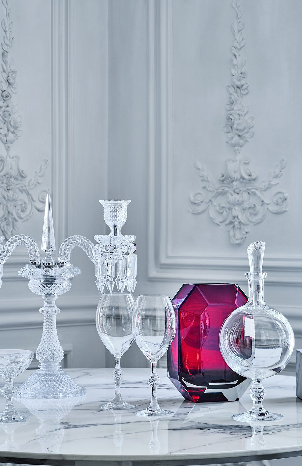 Мужская ваза octogone BACCARAT красного цвета по цене 167000 руб., арт. 2 813 754 | Фото 3 Мужская ваза octogone BACCARAT красного цвета, арт. 2 813 754 | Фото 3