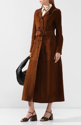 Женское замшевое пальто FENDI коричневого цвета по цене 470000 руб., арт. FPS807 AC2W | Фото 2 Женское замшевое пальто FENDI коричневого цвета, арт. FPS807 AC2W | Фото 2