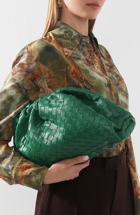 Женский клатч pouch BOTTEGA VENETA зеленого цвета по цене 192000 руб., арт. 576175/VCPP0 | Фото 2 Женский клатч pouch BOTTEGA VENETA зеленого цвета, арт. 576175/VCPP0 | Фото 2