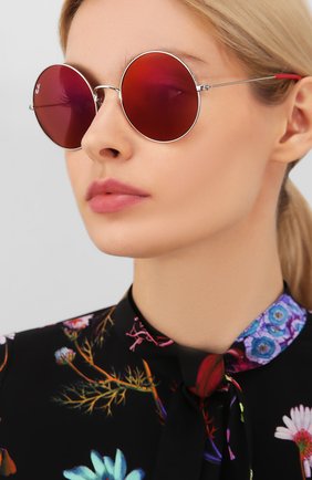 Женские солнцезащитные очки RAY-BAN красного цвета по цене 10900 руб., арт. 3592-003/D0 | Фото 2 Женские солнцезащитные очки RAY-BAN красного цвета, арт. 3592-003/D0 | Фото 2