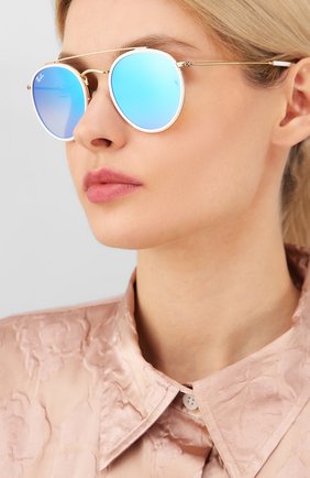 Женские солнцезащитные очки RAY-BAN голубого цвета по цене 12700 руб., арт. 3647N-001/40 | Фото 2 Женские солнцезащитные очки RAY-BAN голубого цвета, арт. 3647N-001/40 | Фото 2