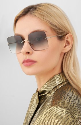 Женские солнцезащитные очки OLIVER PEOPLES серого цвета по цене 23000 руб., арт. 1268S-503520 | Фото 2 Женские солнцезащитные очки OLIVER PEOPLES серого цвета, арт. 1268S-503520 | Фото 2