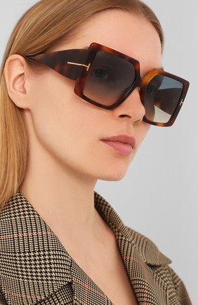 Женские солнцезащитные очки TOM FORD коричневого цвета по цене 25150 руб., арт. TF790 53P | Фото 2 Женские солнцезащитные очки TOM FORD коричневого цвета, арт. TF790 53P | Фото 2