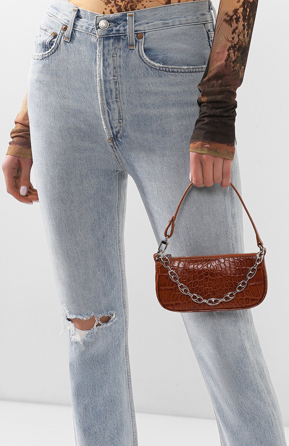 Женская сумка rachel mini BY FAR коричневого цвета, арт. 20CRMIRATNDSMA | Фото 2 (Сумки-технические: Сумки top-handle; Материал: Натуральная кожа; Размер: mini)