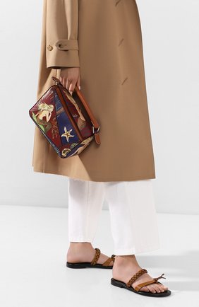 Женская сумка puzzle small loewe x paula's ibiza LOEWE темно-синего цвета по цене 229500 руб., арт. 328.06.S21 | Фото 2 Женская сумка puzzle small loewe x paula's ibiza LOEWE темно-синего цвета, арт. 328.06.S21 | Фото 2