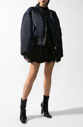 Мужской бомбер VETEMENTS синего цвета по цене 149500 руб., арт. UAH21JA010/1307 | Фото 2 Мужской бомбер VETEMENTS синего цвета, арт. UAH21JA010/1307 | Фото 2