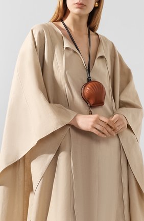 Женский клатч seashell loewe x paula's ibiza LOEWE коричневого цвета по цене 37450 руб., арт. 111.10.161 | Фото 2 Женский клатч seashell loewe x paula's ibiza LOEWE коричневого цвета, арт. 111.10.161 | Фото 2