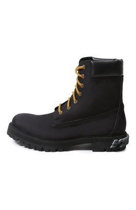 Мужские замшевые ботинки VETEMENTS черного цвета по цене 107000 руб., арт. UAH21BO240/ | Фото 2 Мужские замшевые ботинки VETEMENTS черного цвета, арт. UAH21BO240/ | Фото 2