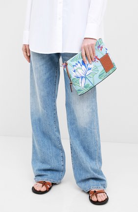 Женский клатч loewe x paula's ibiza LOEWE разноцветного цвета по цене 32750 руб., арт. 128.17AC63 | Фото 2 Женский клатч loewe x paula's ibiza LOEWE разноцветного цвета, арт. 128.17AC63 | Фото 2