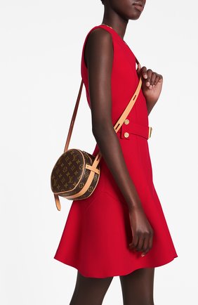 Женская сумка boite chapeau souple pm LOUIS VUITTON коричневого цвета по цене 131000 руб., арт. M45149 | Фото 2 Женская сумка boite chapeau souple pm LOUIS VUITTON коричневого цвета, арт. M45149 | Фото 2