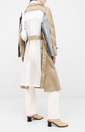 Женский тренч VETEMENTS бежевого цвета по цене 210000 руб., арт. WAH21JA007 1007/TRANSPARENT/BEIGE | Фото 2 Женский тренч VETEMENTS бежевого цвета, арт. WAH21JA007 1007/TRANSPARENT/BEIGE | Фото 2