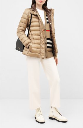 Женская пуховая куртка paisley BURBERRY бежевого цвета по цене 69950 руб., арт. 8026501 | Фото 2 Женская пуховая куртка paisley BURBERRY бежевого цвета, арт. 8026501 | Фото 2