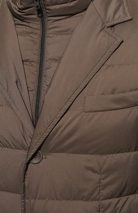 Мужская пуховая куртка HERNO коричневого цвета, арт. PI001ULE/19288 | Фото 5 (Кросс-КТ: Куртка, Пуховик; Мужское Кросс-КТ: пуховик-короткий, Пуховик-верхняя одежда, Верхняя одежда; Рукава: Длинные; Материал внешний: Синтетический материал; Материал подклада: Синтетический материал; Длина (верхняя одежда): Короткие; Материал утеплителя: Пух и перо)
