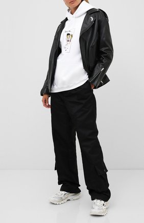 Женская хлопковое худи VETEMENTS белого цвета по цене 61750 руб., арт. UAH21TR687 1600/W | Фото 2 Женская хлопковое худи VETEMENTS белого цвета, арт. UAH21TR687 1600/W | Фото 2