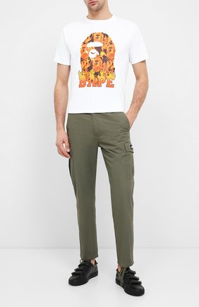 Мужская хлопковая футболка BAPE белого цвета по цене 7455 руб., арт. 1G30110075 | Фото 2 Мужская хлопковая футболка BAPE белого цвета, арт. 1G30110075 | Фото 2