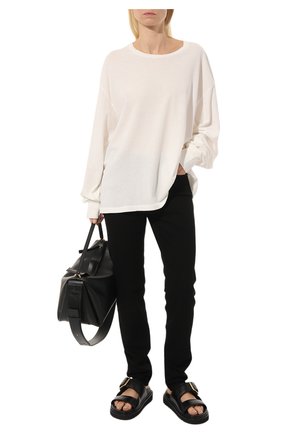 Женские джинсы GIORGIO ARMANI черного цвета по цене 48300 руб., арт. 8NAJ20/AD00Z | Фото 2 Женские джинсы GIORGIO ARMANI черного цвета, арт. 8NAJ20/AD00Z | Фото 2
