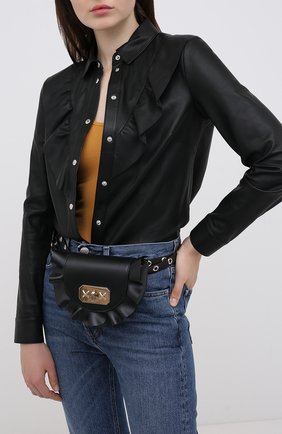 Женская поясная сумка REDVALENTINO черного цвета по цене 29950 руб., арт. UQ2B0B87/VFV | Фото 2 Женская поясная сумка REDVALENTINO черного цвета, арт. UQ2B0B87/VFV | Фото 2