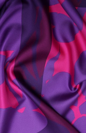 Женский шелковый платок valentino garavani VALENTINO фуксия цвета по цене 29750 руб., арт. UW2EI114/KNA | Фото 2 Женский шелковый платок valentino garavani VALENTINO фуксия цвета, арт. UW2EI114/KNA | Фото 2