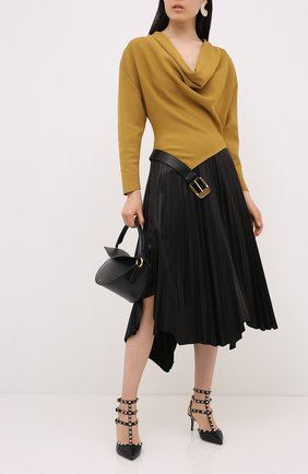 Женская кожаные туфли valentino garavani rockstud VALENTINO черного цвета по цене 58300 руб., арт. UW2S0375/VCE | Фото 2 Женская кожаные туфли valentino garavani rockstud VALENTINO черного цвета, арт. UW2S0375/VCE | Фото 2
