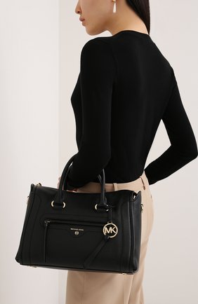 Женская сумка carine MICHAEL MICHAEL KORS черного цвета по цене 34900 руб., арт. 30S0GCCS2L | Фото 2 Женская сумка carine MICHAEL MICHAEL KORS черного цвета, арт. 30S0GCCS2L | Фото 2
