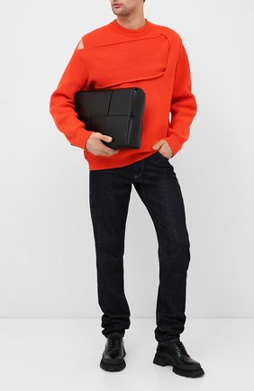 Мужская кожаная сумка BOTTEGA VENETA черного цвета по цене 219500 руб., арт. 629202/VB1K0 | Фото 2 Мужская кожаная сумка BOTTEGA VENETA черного цвета, арт. 629202/VB1K0 | Фото 2