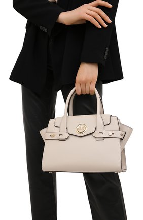 Женская сумка carmen small MICHAEL MICHAEL KORS бежевого цвета по цене 34900 руб., арт. 30S0GNMS1L | Фото 2 Женская сумка carmen small MICHAEL MICHAEL KORS бежевого цвета, арт. 30S0GNMS1L | Фото 2