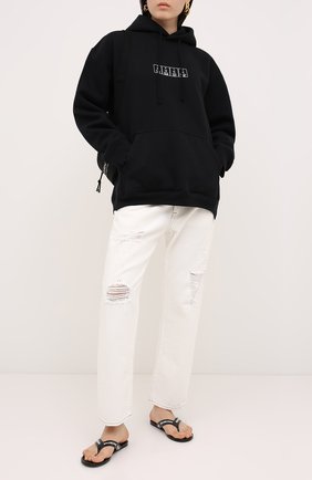 Женская хлопковое худи VETEMENTS черного цвета по цене 61750 руб., арт. UAH21TR534 1605/W | Фото 2 Женская хлопковое худи VETEMENTS черного цвета, арт. UAH21TR534 1605/W | Фото 2