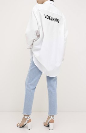 Женская хлопковая рубашка VETEMENTS белого цвета по цене 61750 руб., арт. UAH21SH068 1008/W | Фото 2 Женская хлопковая рубашка VETEMENTS белого цвета, арт. UAH21SH068 1008/W | Фото 2