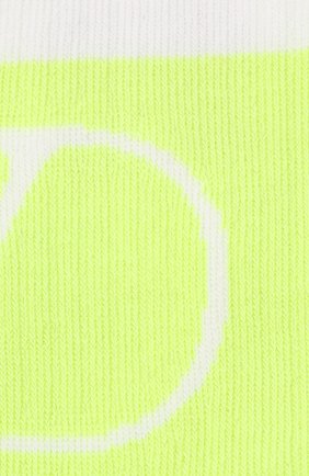 Мужские хлопковые носки VALENTINO светло-зеленого цвета по цене 7385 руб., арт. UV3KI00N5H3 | Фото 2 Мужские хлопковые носки VALENTINO светло-зеленого цвета, арт. UV3KI00N5H3 | Фото 2