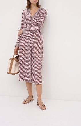Женские сандалии valentino garavani summer rockstud VALENTINO бежевого цвета по цене 30800 руб., арт. UW2S0H38/PVS | Фото 2 Женские сандалии valentino garavani summer rockstud VALENTINO бежевого цвета, арт. UW2S0H38/PVS | Фото 2