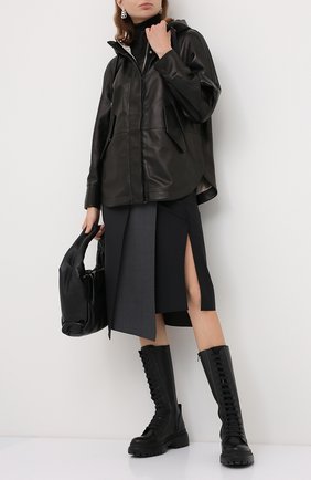 Женская кожаная куртка BRUNELLO CUCINELLI черного цвета по цене 569500 руб., арт. MPNVS8818P | Фото 2 Женская кожаная куртка BRUNELLO CUCINELLI черного цвета, арт. MPNVS8818P | Фото 2
