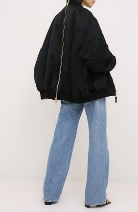 Женский бомбер VETEMENTS черного цвета по цене 140500 руб., арт. WAH21JA001 1307/BLACK/WHITE | Фото 2 Женский бомбер VETEMENTS черного цвета, арт. WAH21JA001 1307/BLACK/WHITE | Фото 2