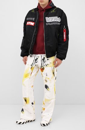 Мужской хлопковое худи VETEMENTS бордового цвета по цене 52250 руб., арт. UAH21TR630 1601/M | Фото 2 Мужской хлопковое худи VETEMENTS бордового цвета, арт. UAH21TR630 1601/M | Фото 2