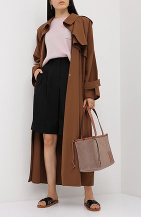 Женские шерстяные шорты BRUNELLO CUCINELLI черного цвета по цене 68300 руб., арт. MP171P7322 | Фото 2 Женские шерстяные шорты BRUNELLO CUCINELLI черного цвета, арт. MP171P7322 | Фото 2
