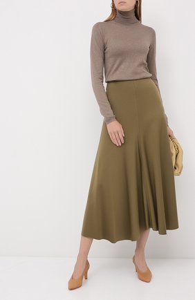 Женская водолазка BRUNELLO CUCINELLI золотого цвета по цене 71550 руб., арт. M41800063P | Фото 2 Женская водолазка BRUNELLO CUCINELLI золотого цвета, арт. M41800063P | Фото 2