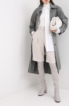 Женские кожаные ботфорты STUART WEITZMAN светло-серого цвета по цене 79400 руб., арт. S3356 | Фото 2 Женские кожаные ботфорты STUART WEITZMAN светло-серого цвета, арт. S3356 | Фото 2