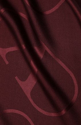 Женская шаль из шелка и шерсти valentino garavani VALENTINO бордового цвета по цене 34950 руб., арт. UW2EB104/AJB | Фото 2 Женская шаль из шелка и шерсти valentino garavani VALENTINO бордового цвета, арт. UW2EB104/AJB | Фото 2