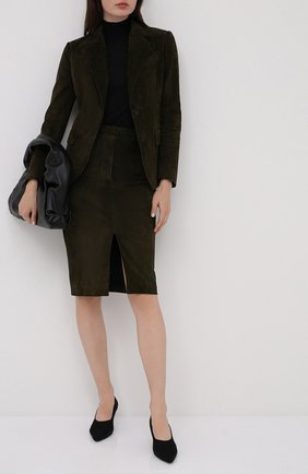 Женская замшевая юбка TOM FORD хаки цвета по цене 317500 руб., арт. GCL804-LEX226 | Фото 2 Женская замшевая юбка TOM FORD хаки цвета, арт. GCL804-LEX226 | Фото 2