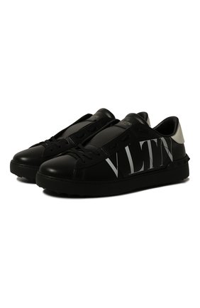 Мужские кожаные кеды open valentino garavani VALENTINO черного цвета по цене 43150 руб., арт. UY2S0830/XZU | Фото 1 Мужские кожаные кеды open valentino garavani VALENTINO черного цвета, арт. UY2S0830/XZU | Фото 1