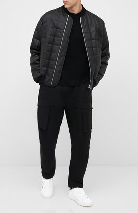 Мужской джемпер из шерсти и вискозы BOTTEGA VENETA черного цвета по цене 116500 руб., арт. 631511/VKWQ0 | Фото 2 Мужской джемпер из шерсти и вискозы BOTTEGA VENETA черного цвета, арт. 631511/VKWQ0 | Фото 2