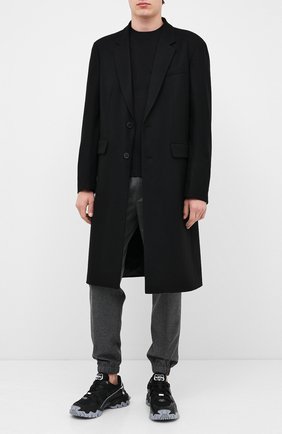 Мужской шерстяное пальто VALENTINO черного цвета по цене 172500 руб., арт. UV3CAD556EV | Фото 2 Мужской шерстяное пальто VALENTINO черного цвета, арт. UV3CAD556EV | Фото 2