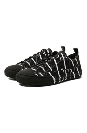Мужские текстильные кеды valentino garavani giggies VALENTINO черно-белого цвета по цене 49950 руб., арт. UY2S0D57/JKY | Фото 1 Мужские текстильные кеды valentino garavani giggies VALENTINO черно-белого цвета, арт. UY2S0D57/JKY | Фото 1