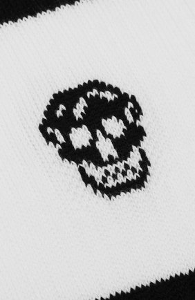 Мужские хлопковые носки ALEXANDER MCQUEEN черного цвета по цене 6295 руб., арт. 573458/4C05Q | Фото 2 Мужские хлопковые носки ALEXANDER MCQUEEN черного цвета, арт. 573458/4C05Q | Фото 2