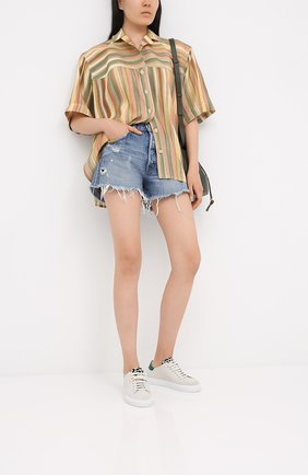 Женские джинсовые шорты MOUSSY голубого цвета по цене 24100 руб., арт. 025DSC11-2310 | Фото 2 Женские джинсовые шорты MOUSSY голубого цвета, арт. 025DSC11-2310 | Фото 2