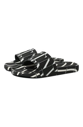 Мужские шлепанцы valentino garavani VALENTINO черно-белого цвета по цене 22450 руб., арт. UY2S0873/YRJ | Фото 1 Мужские шлепанцы valentino garavani VALENTINO черно-белого цвета, арт. UY2S0873/YRJ | Фото 1