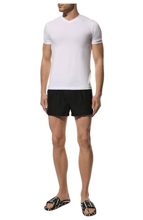 Мужские шлепанцы valentino garavani VALENTINO черно-белого цвета по цене 22450 руб., арт. UY2S0873/YRJ | Фото 2 Мужские шлепанцы valentino garavani VALENTINO черно-белого цвета, арт. UY2S0873/YRJ | Фото 2