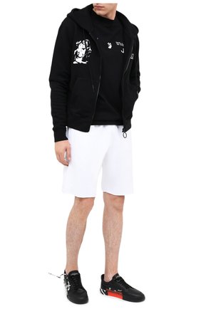 Мужские хлопковые шорты OFF-WHITE белого цвета по цене 33900 руб., арт. 0MCI006E20FLE0050110 | Фото 2 Мужские хлопковые шорты OFF-WHITE белого цвета, арт. 0MCI006E20FLE0050110 | Фото 2