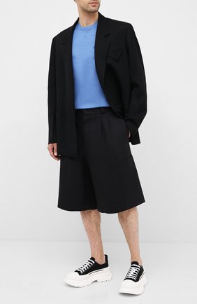 Мужская хлопковая футболка ALEXANDER MCQUEEN голубого цвета по цене 28500 руб., арт. 624180/QPX01 | Фото 2 Мужская хлопковая футболка ALEXANDER MCQUEEN голубого цвета, арт. 624180/QPX01 | Фото 2