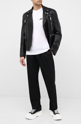 Мужская хлопковая футболка ALEXANDER MCQUEEN белого цвета по цене 28500 руб., арт. 624180/QPX01 | Фото 2 Мужская хлопковая футболка ALEXANDER MCQUEEN белого цвета, арт. 624180/QPX01 | Фото 2