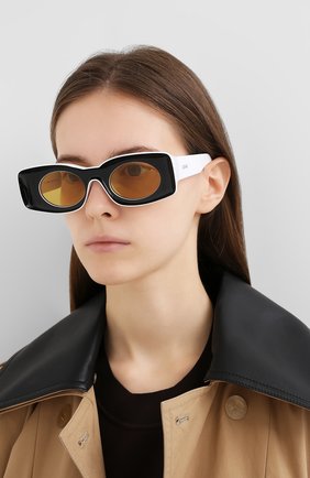 Мужские солнцезащитные очки LOEWE черно-белого цвета по цене 31150 руб., арт. LW40033I | Фото 2 Мужские солнцезащитные очки LOEWE черно-белого цвета, арт. LW40033I | Фото 2